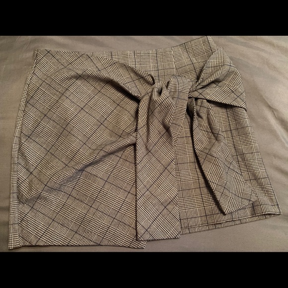 Forever 21 Dresses & Skirts - 🔥SALE 3/$35  Plaid asymmetrical Wrap Skirt